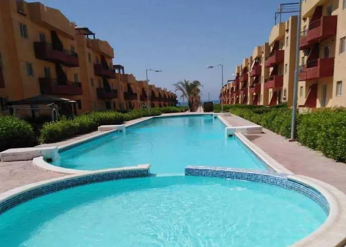 قريه مينا ريزورت Apartment